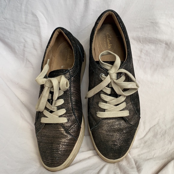 Clarks Artisan sneakers size 7 1/2 - Picture 2 of 8